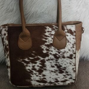 Elegant Brown and White Tote Bag